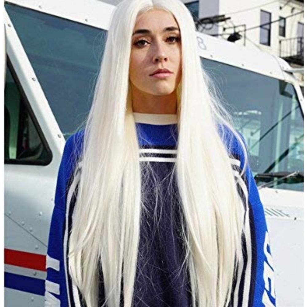✖️VANILLA SKY WHITE 26” LACE-FRONT WIG 🦄*NWT*